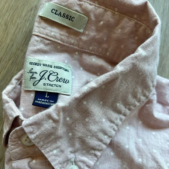 Six very handsome Jcrew (LG) shirts for sale. - Picture 9 of 14